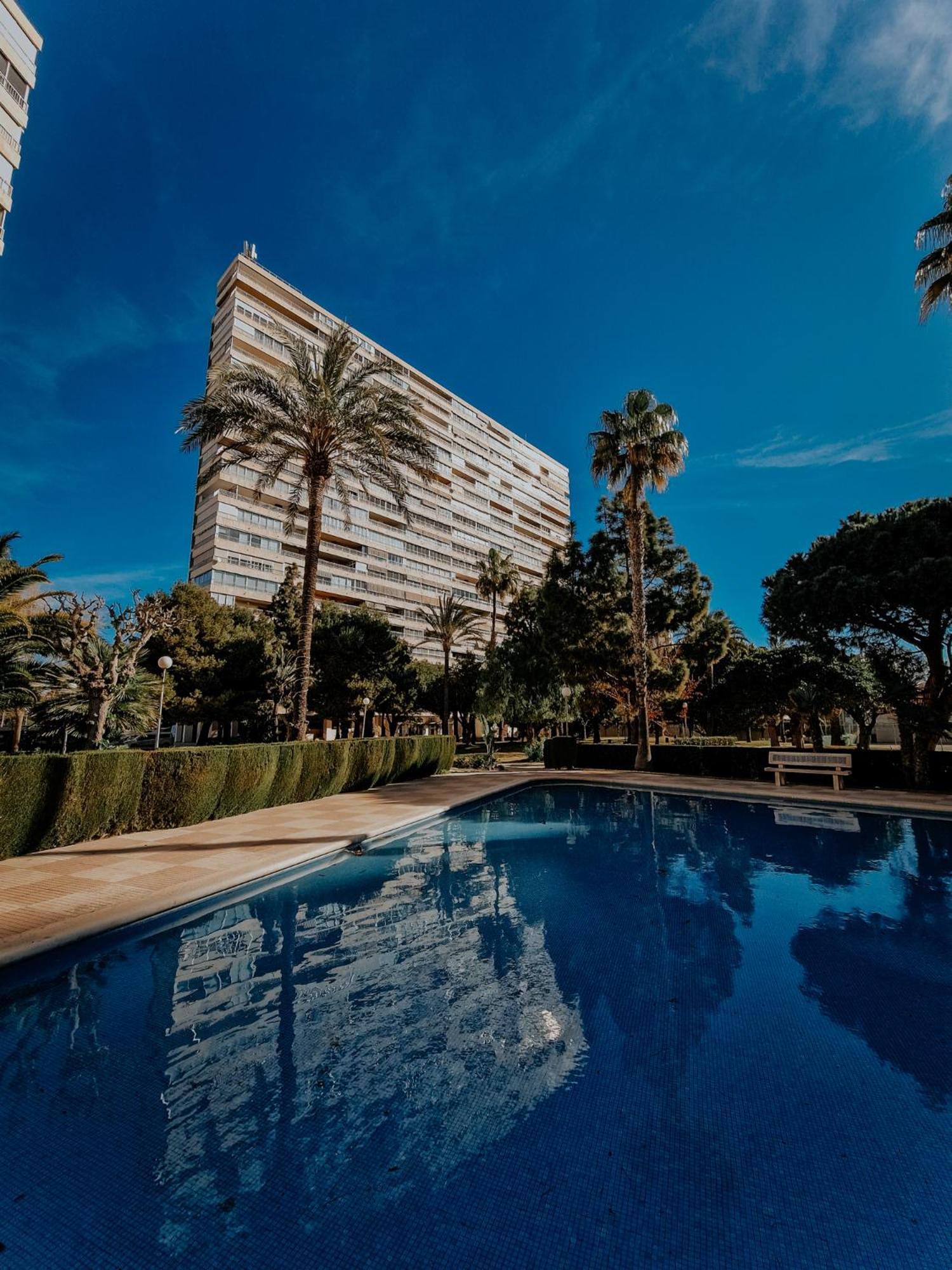 Sea Apartment Alicante Luaran gambar