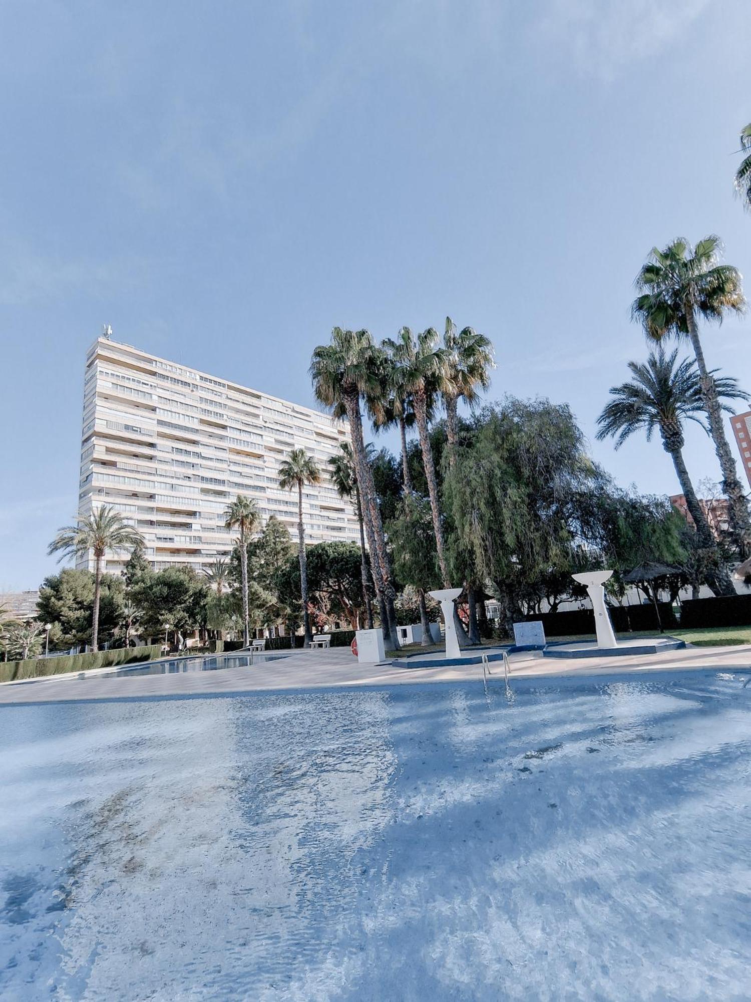 Sea Apartment Alicante Luaran gambar